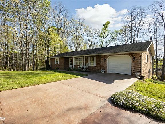 4th image of 80 Noellwood Dr