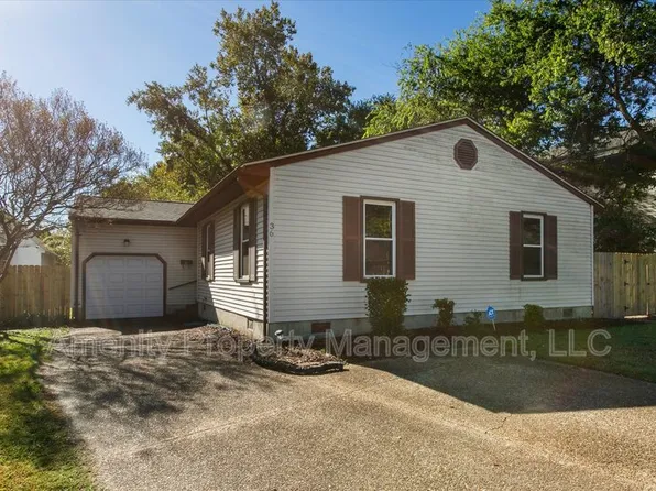 36 Old Fox Hill Rd, Hampton, VA 23669