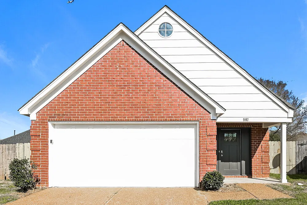 4 bed, 2.0 bath, 1623 sqft, $2,490 — Photo 1