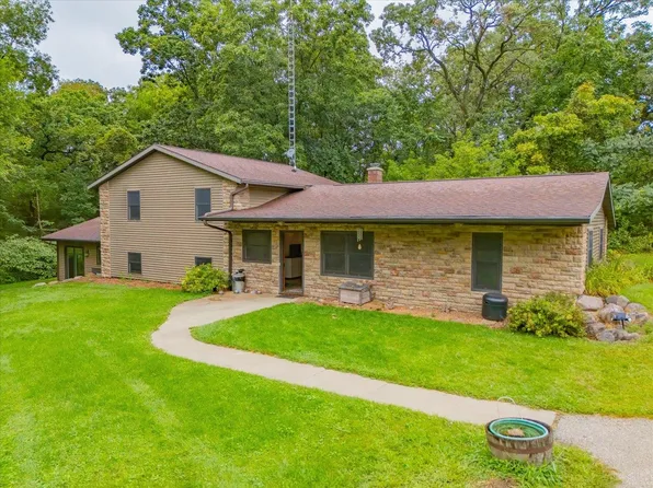 W6495 State Highway 39, New Glarus, WI 53574