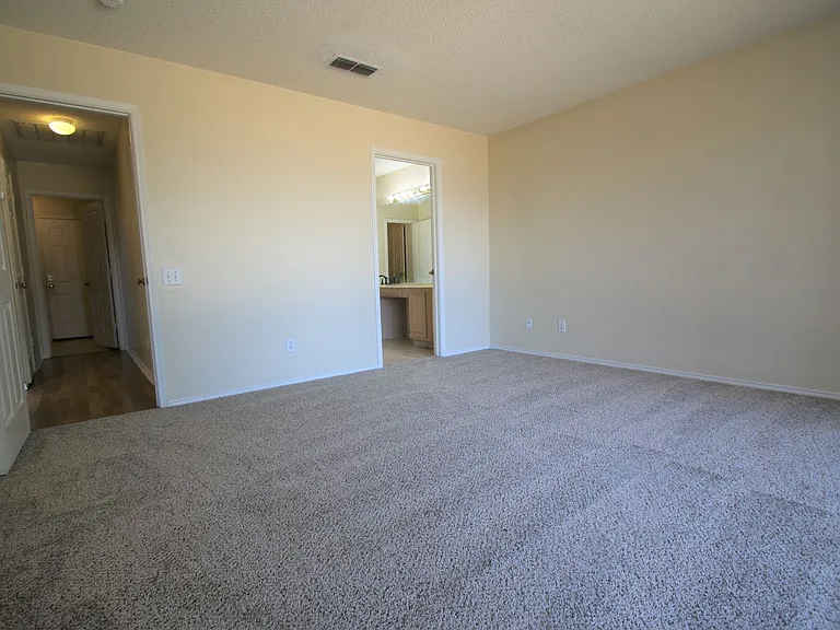 3412 Derby Ct — Photo 13