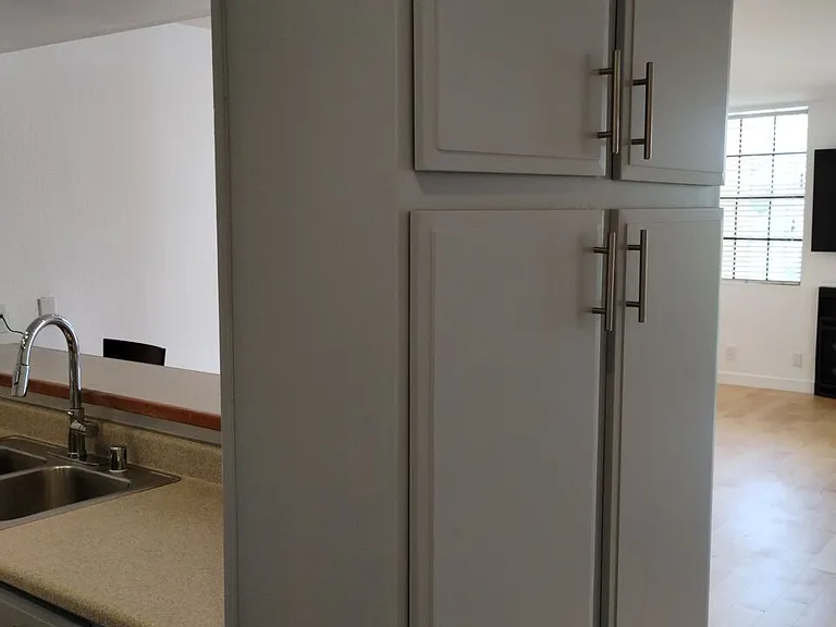 740 N Kings Rd #224 — Photo 10