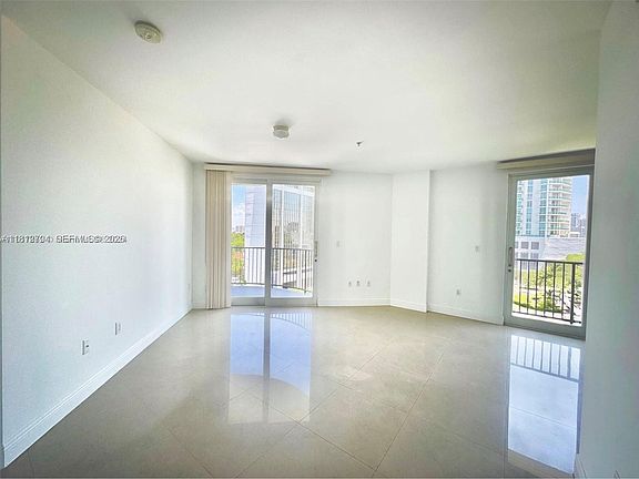 4th image of 2701 SW 3rd Ave APT 503
