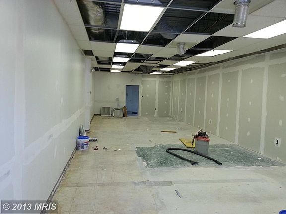 2nd image of 550 Crain Hwy N Ste 6
