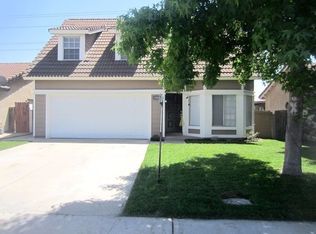 13907 Woodland Dr, Fontana, CA 92337