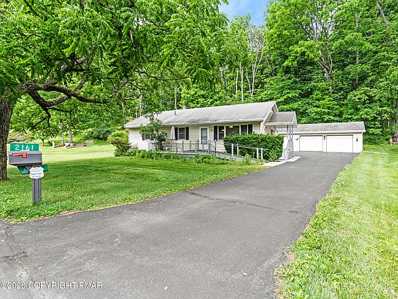 4th image of 2161 Green Mountain Dr
