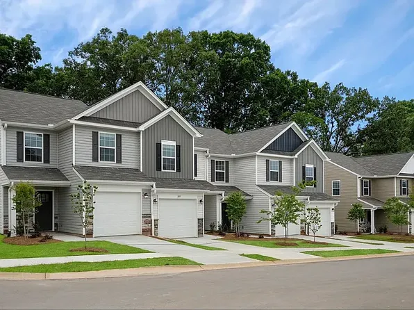 926 Powder Creek Dr, Reidville, SC 29375