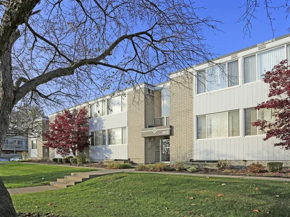 Devon Park Apartments, 3825 Crooks Rd #265ac30db, Royal Oak, MI 48073