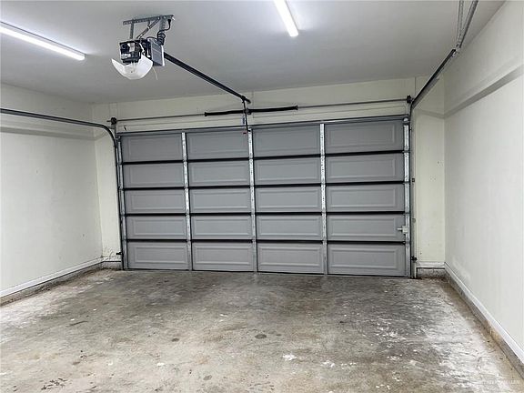 4th image of 2431 Summer Breeze Rd