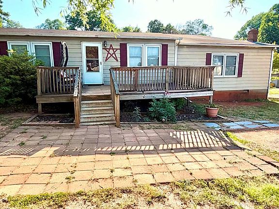 3rd image of 95 Jonbil Rd
