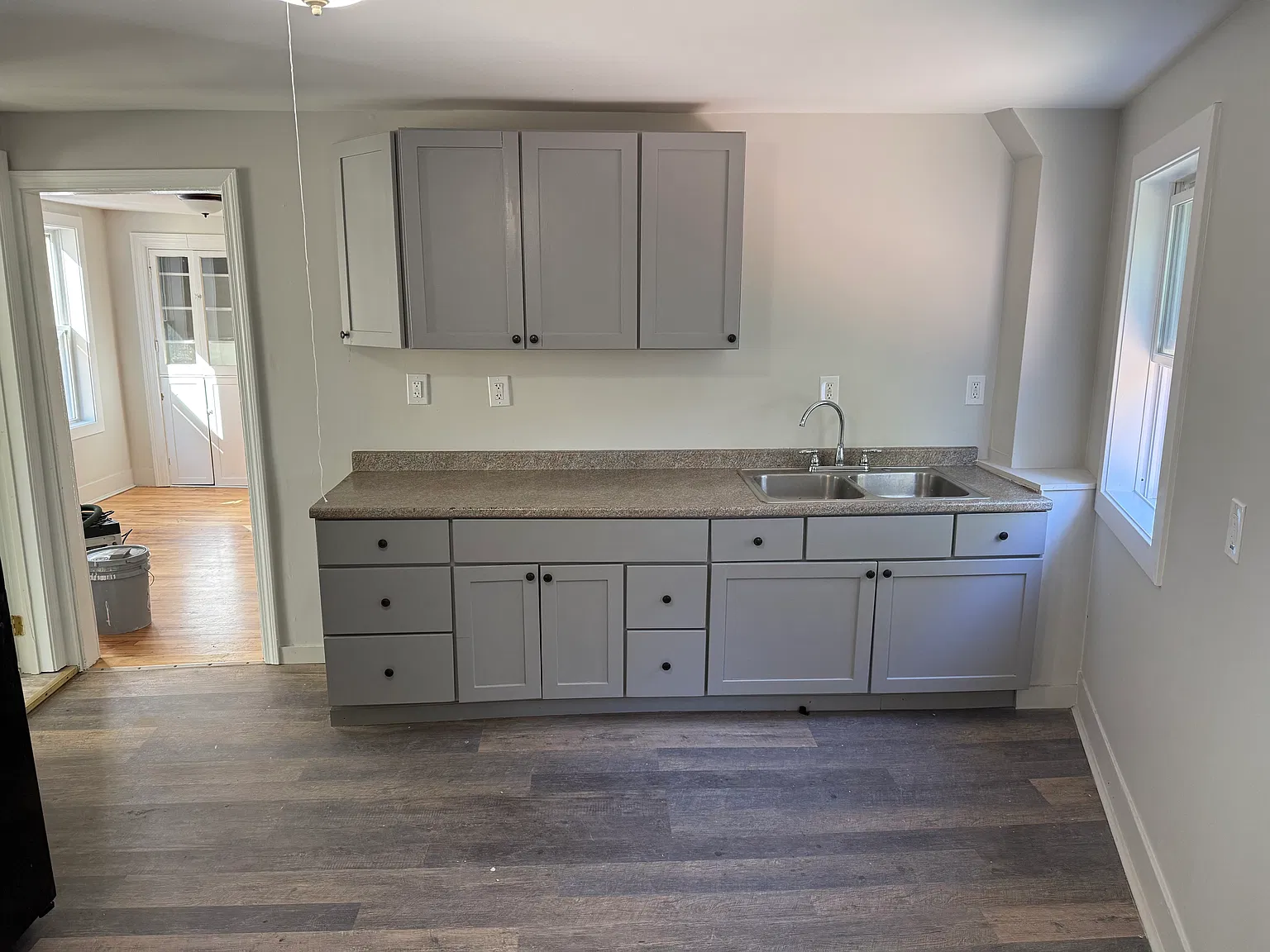 4 bed, $2,750 — Photo 1