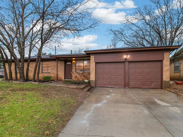 6205 Maurie Dr, Watauga, TX 76148