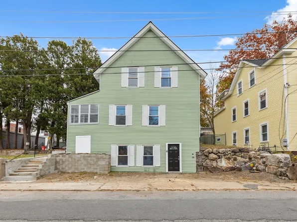 8 Greenwood St, Gardner, MA 01440