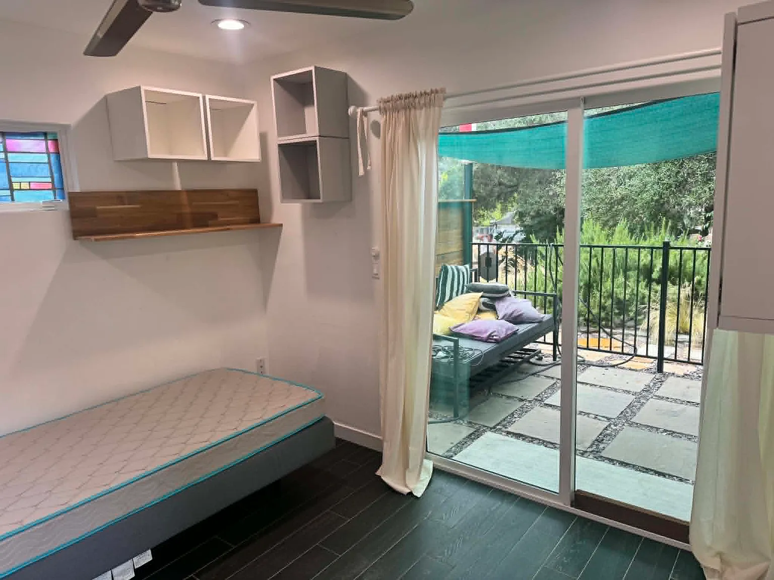 1 bed, 240 sqft, $1,700 — Photo 4
