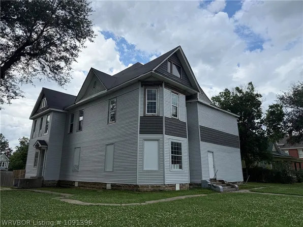 901 N 13th St, Fort Smith, AR 72901