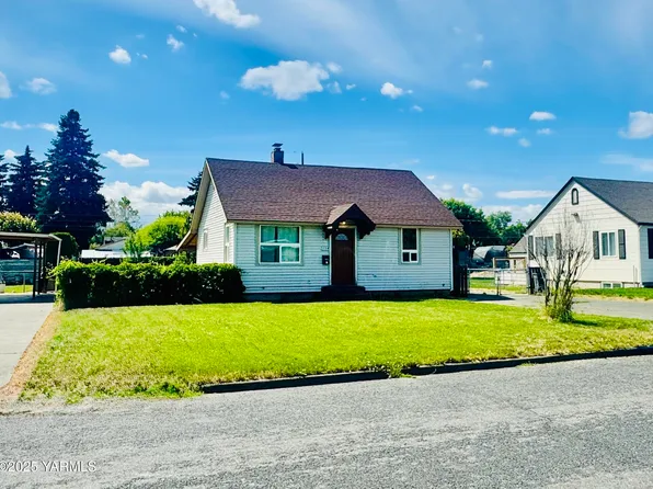 1114 S 6th Ave, Yakima, WA 98902