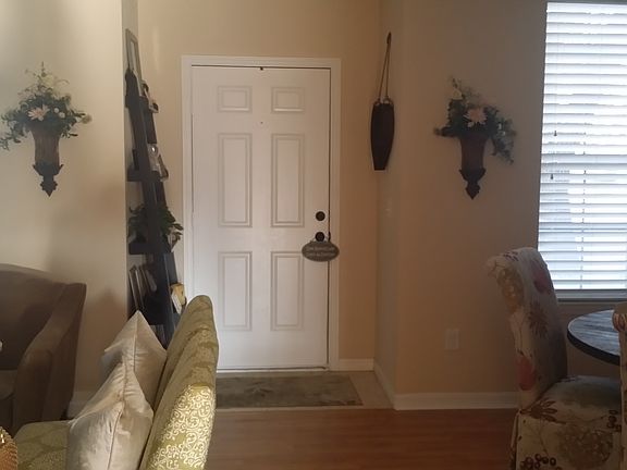 2nd image of 1309 Lyonshire Dr