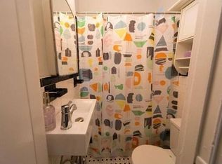 74 Phillips St #F12, Boston, MA 02114