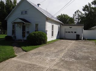 217 N Angling Rd, Farmland, IN 47340