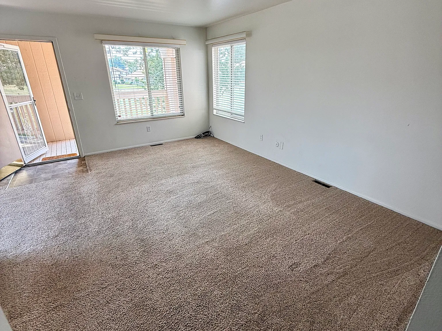 2 bed, 900 sqft, $1,900 — Photo 4
