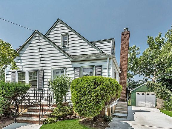 2nd image of 245 Goldenrod Ave