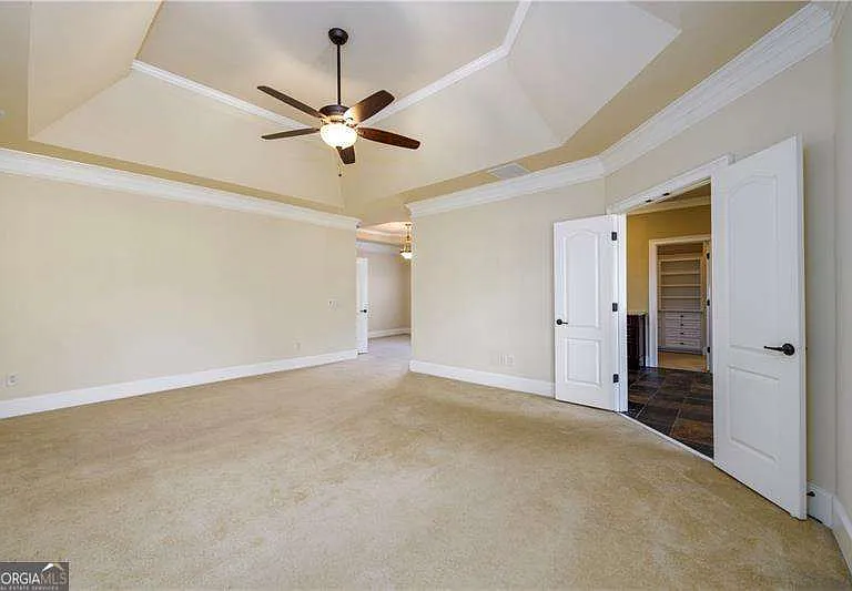 2770 Shumard Oak Dr — Photo 24
