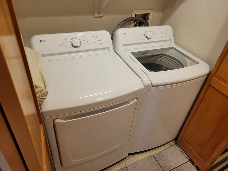 Dakota Meadows Dr — Photo 7