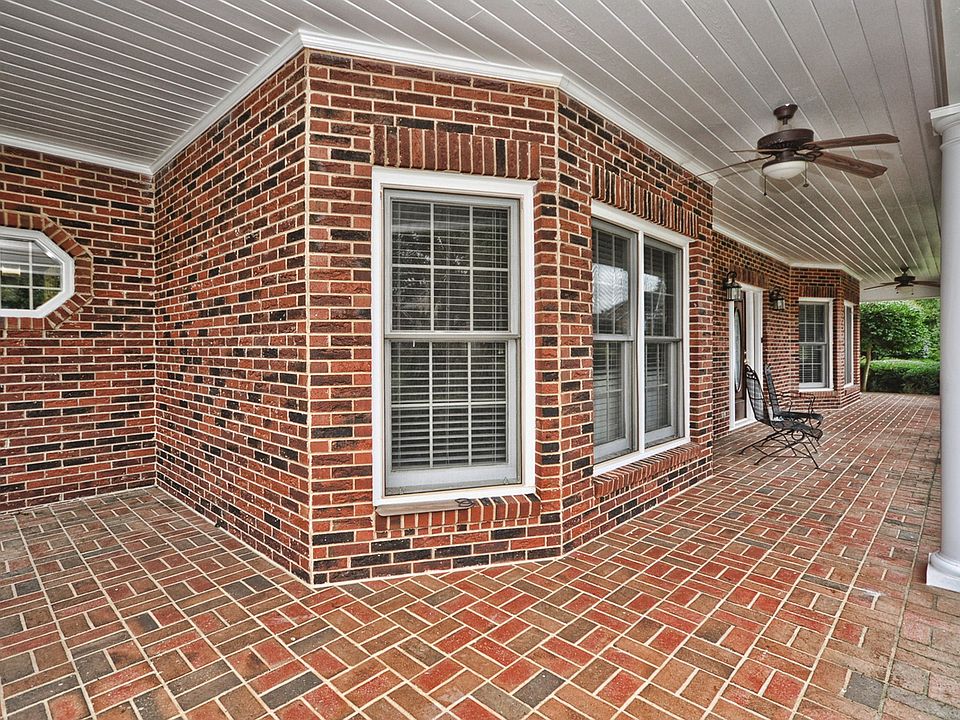 2nd image of 3801 Karrington Pl
