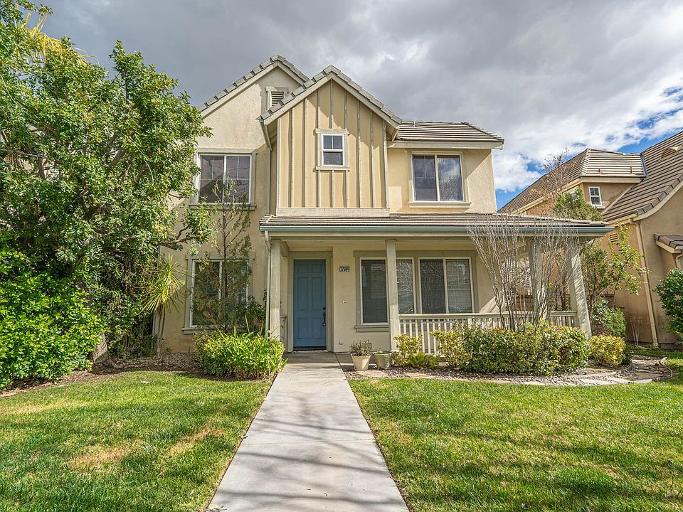 1st image of 27594 Sunny Creek Dr