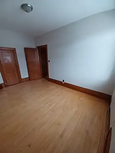284 Cedar St #14 — Photo 6