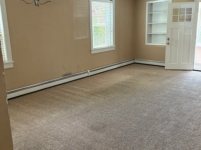 Spacious living room