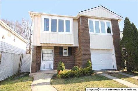 1st image of 83 Dogwood Dr