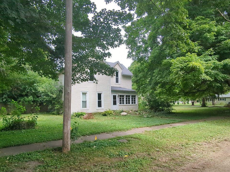 308 4th St, Ivesdale, IL 61851 Zillow