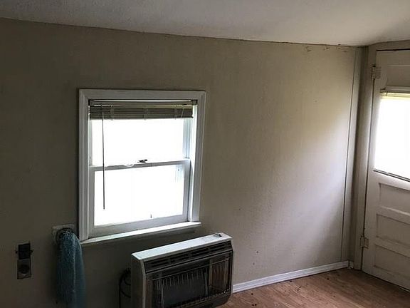 5th image of 304 S Buchanan Ave