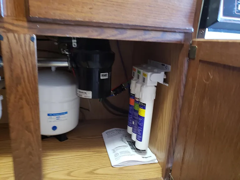 Purified drinking water system