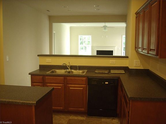 3rd image of 6503 Donahue Dr