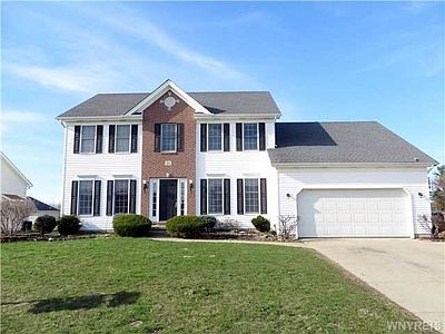 1st image of 44 Garnet Dr