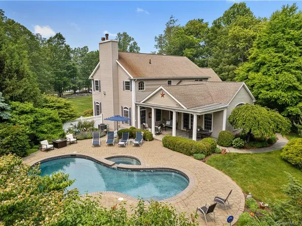 49 Hundred Acres Road, Newtown, CT 06470