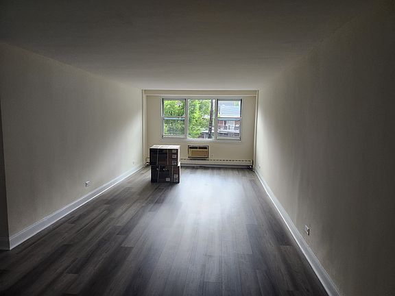 4th image of 16420 Highland Ave APT 4L