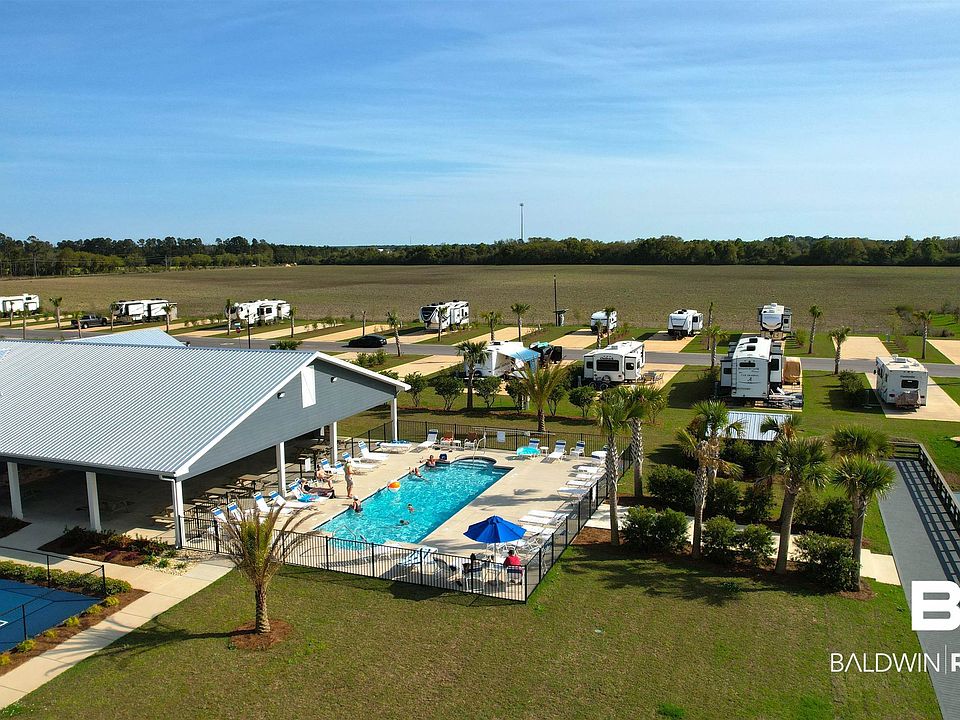 1st image of 721 Vacation Cir