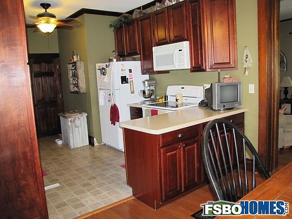 4th image of 509 N Calhoun St