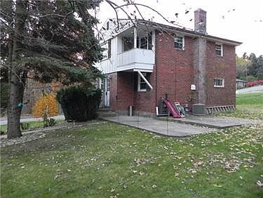 2nd image of 211 Pamela Dr