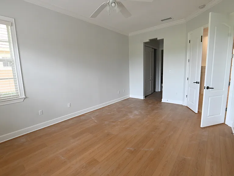 8122 Whitford Ct — Photo 11