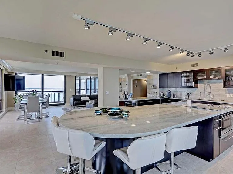 5380 N Ocean Dr #11J — Photo 8