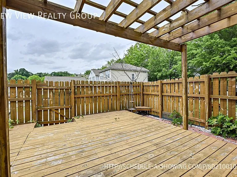 9612 Mendenhall View Dr — Photo 10