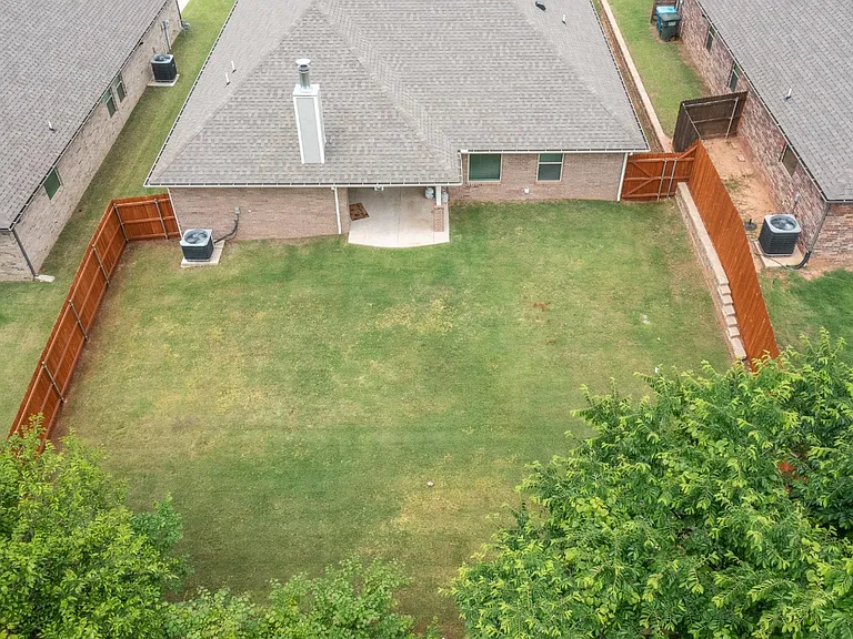 7832 Ashleaf Ter — Photo 15