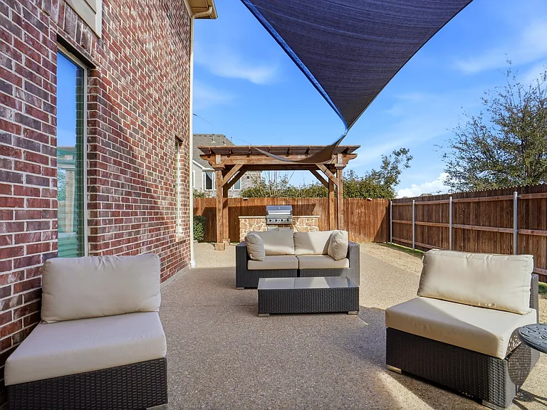 4007 Barlow Ct — Photo 27