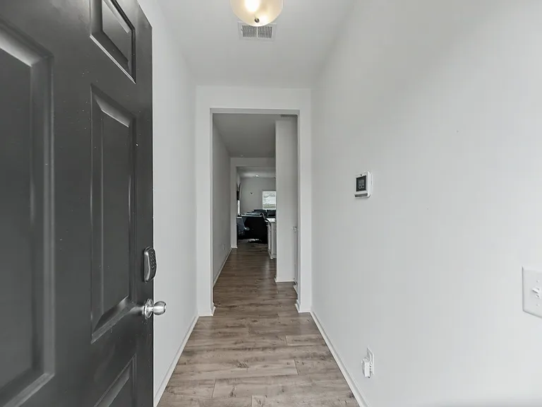 691 Snow Owl Dr — Photo 4