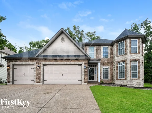 32040 Fairway Dr N, Foristell, MO 63348