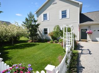 920 Edmund St, Boyne City, MI 49712